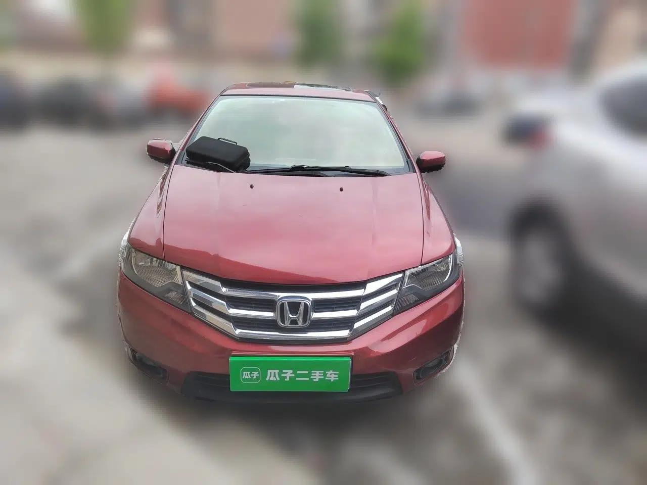 Honda City Classic 2014 Style 1.5L Automatic Elite Edition — миниатюра 2