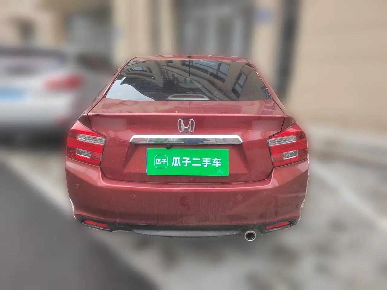 Honda City Classic 2014 Style 1.5L Automatic Elite Edition — миниатюра 5