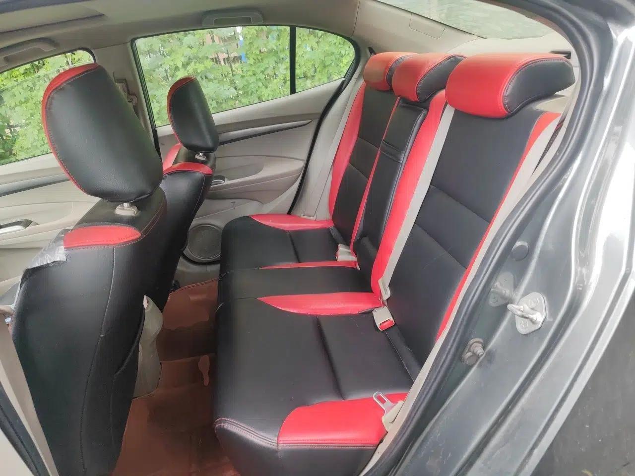 Honda City Classic 2012 1.5L manual Elite Edition — миниатюра 18