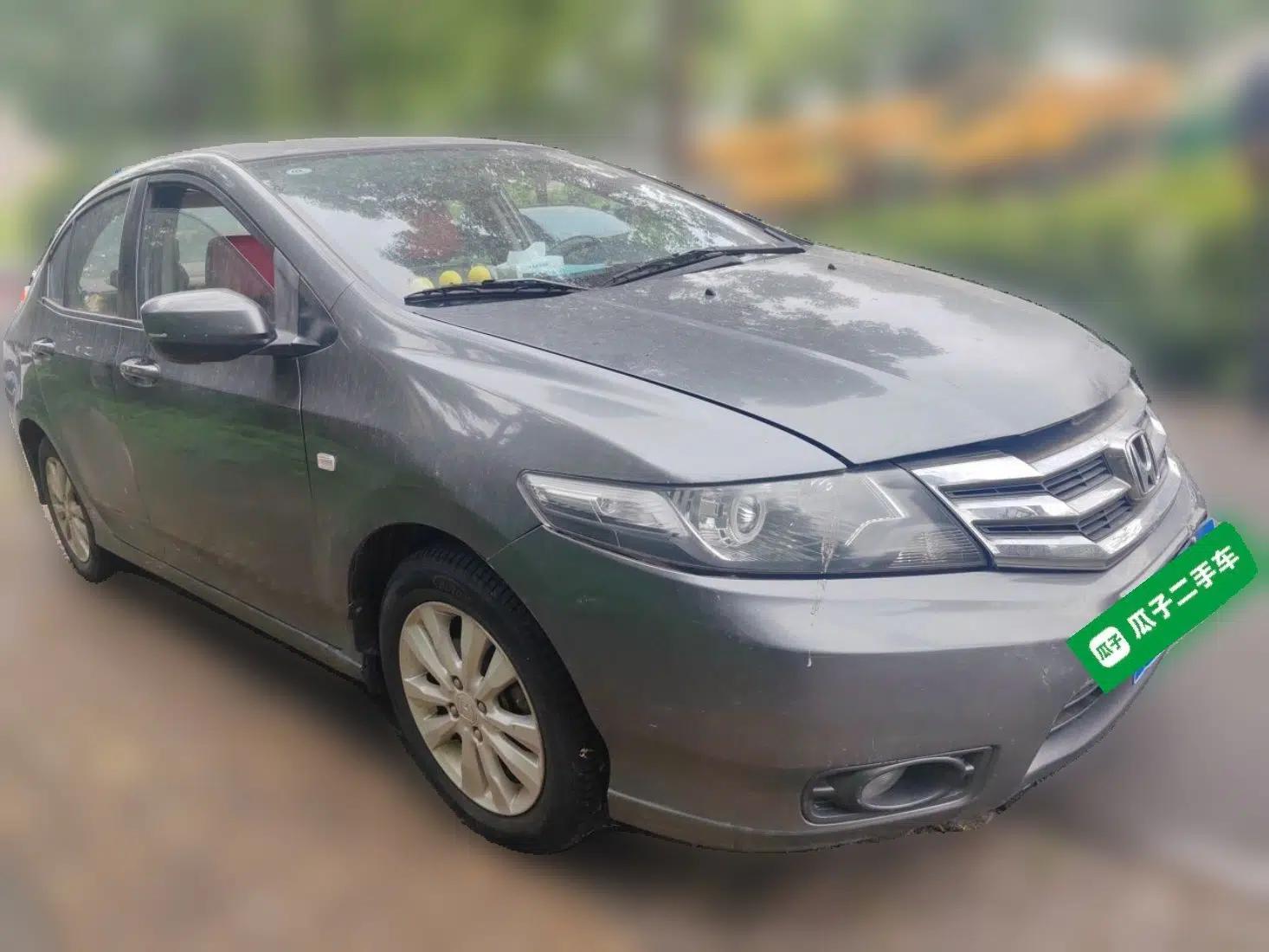 Honda City Classic 2012 1.5L manual Elite Edition — миниатюра 3