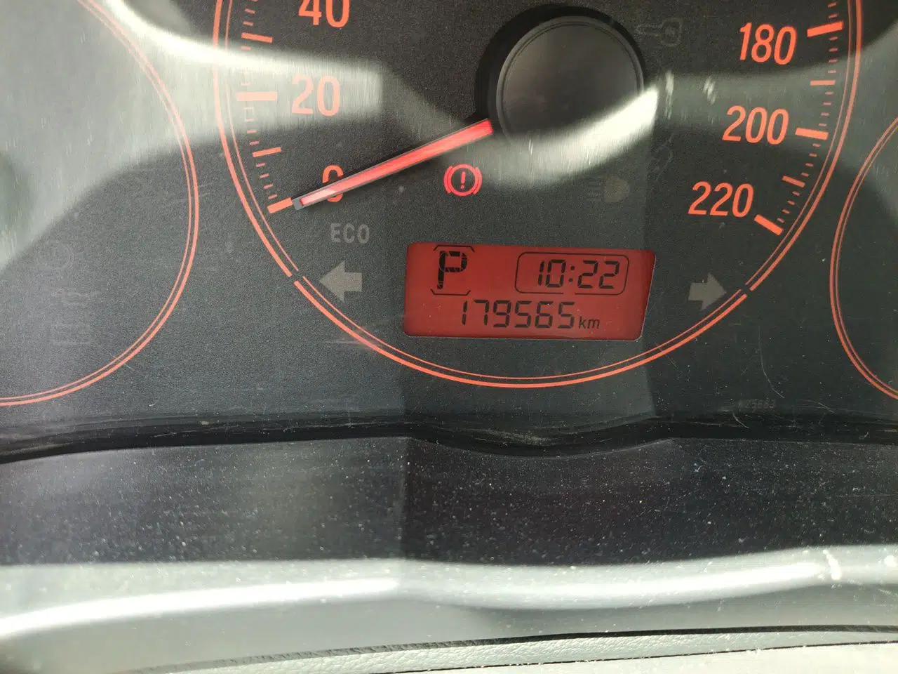 Honda City 2015 1.5L CVT Comfort Version — миниатюра 13