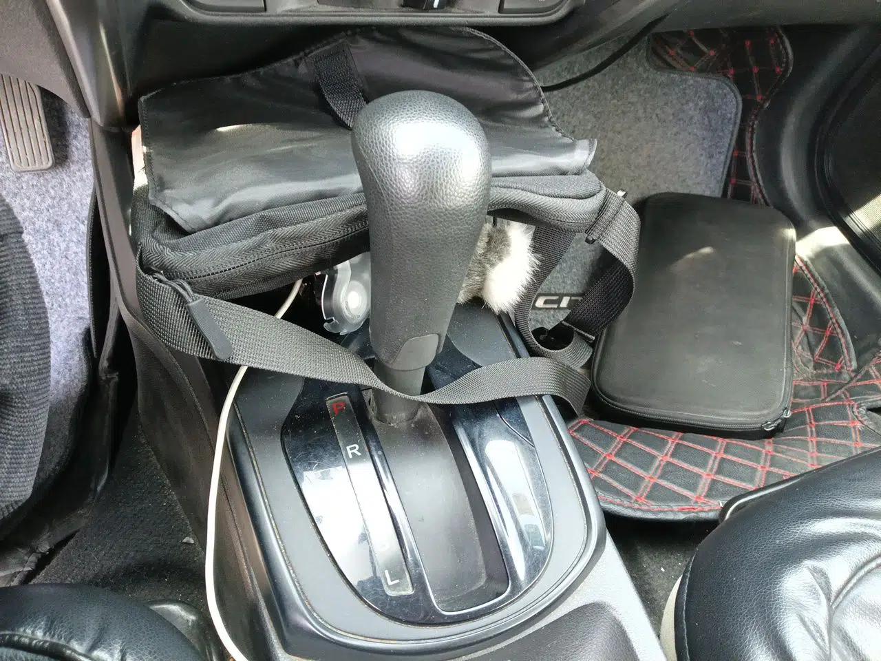 Honda City 2015 1.5L CVT Comfort Version — миниатюра 15