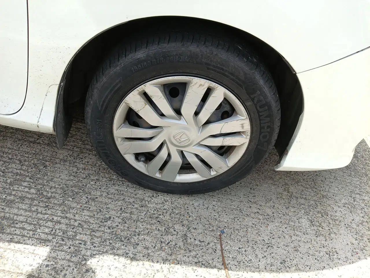 Honda City 2015 1.5L CVT Comfort Version — миниатюра 8