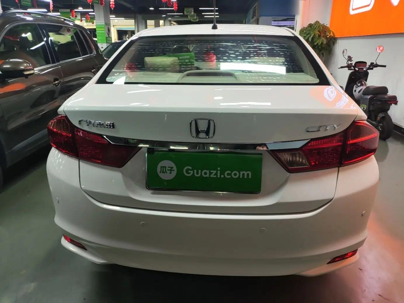Honda City 2017 1.5L CVT Comfort Version — миниатюра 5