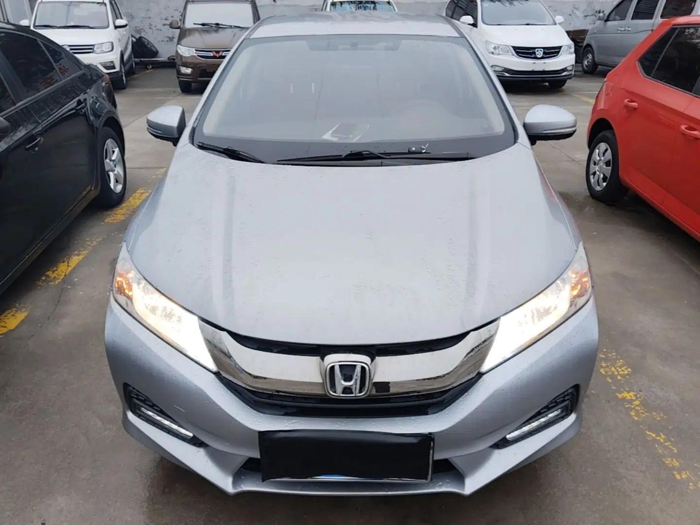 Honda City 2018 1.5L CVT Dynamic Edition — миниатюра 2