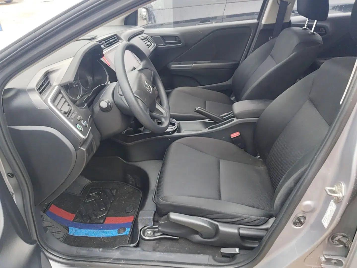 Honda City 2018 1.5L CVT Dynamic Edition — миниатюра 18