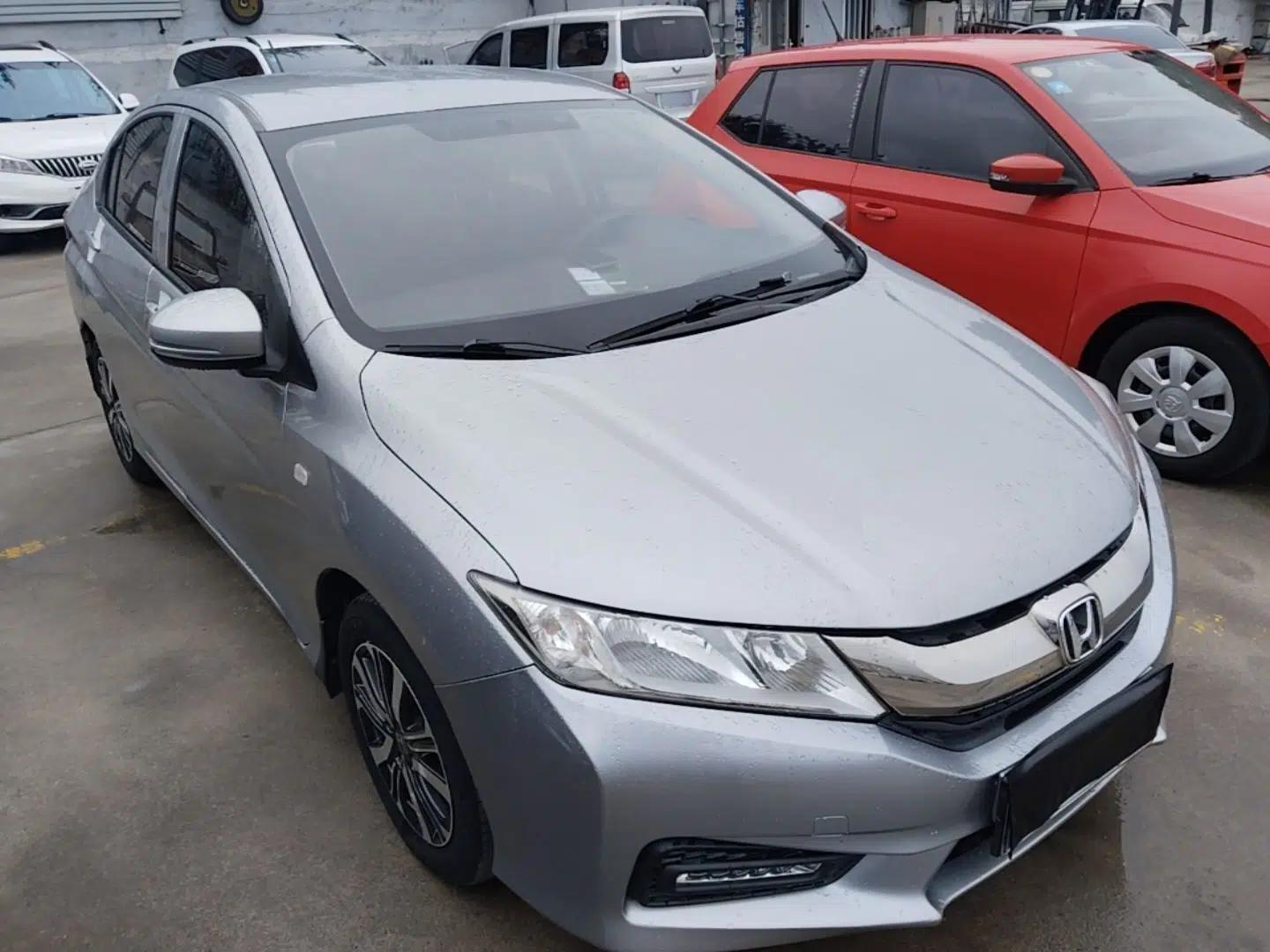 Honda City 2018 1.5L CVT Dynamic Edition — миниатюра 3
