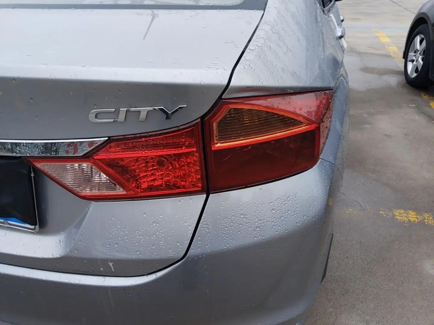 Honda City 2018 1.5L CVT Dynamic Edition — миниатюра 7