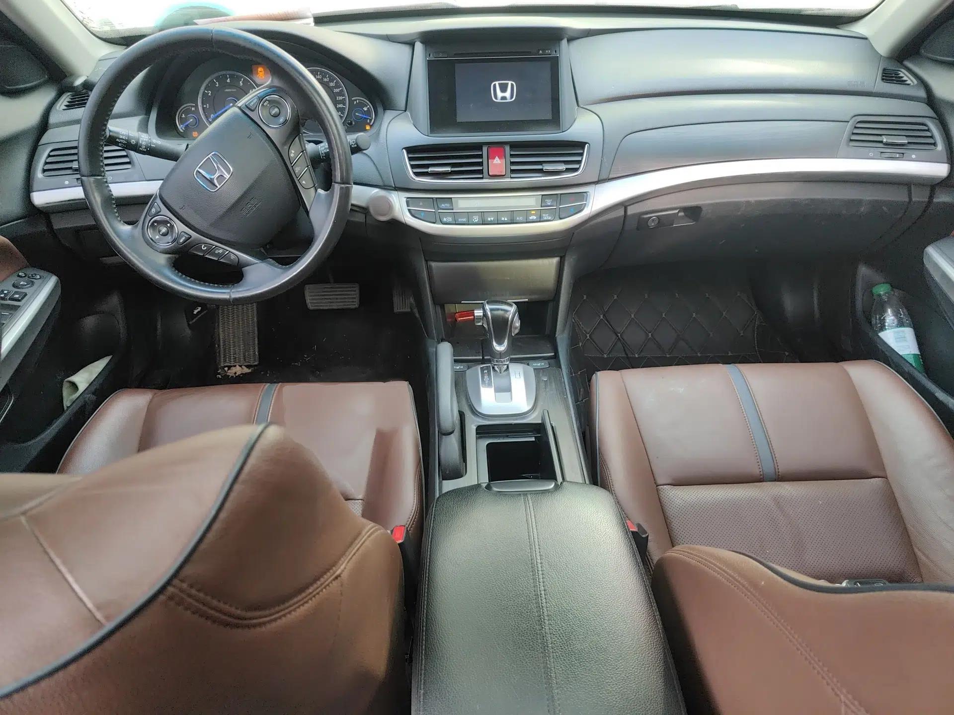 Honda Crosstour 2016 2.4L Luxury Edition — миниатюра 18