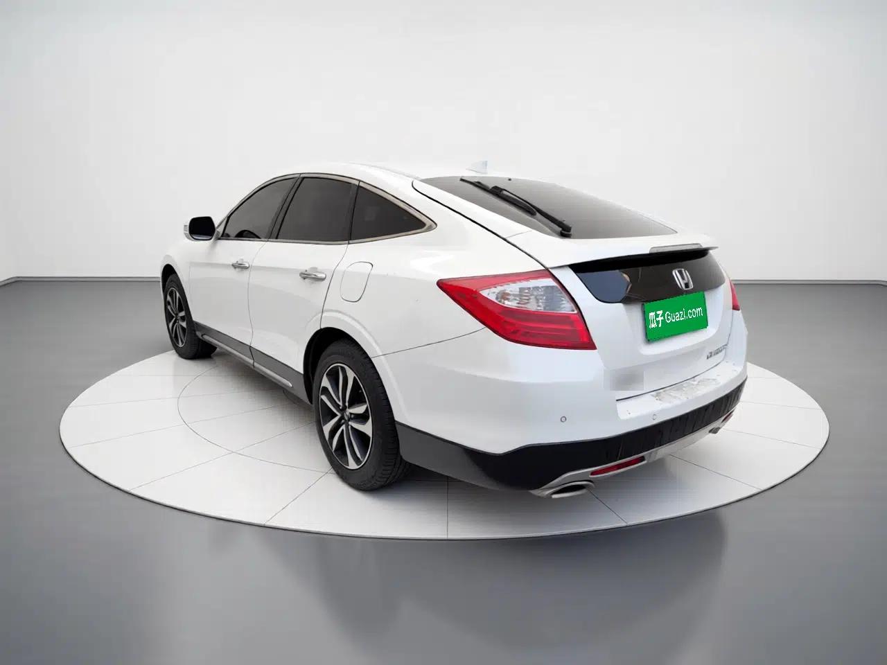 Honda Crosstour 2016 2.4L Luxury Edition — миниатюра 4