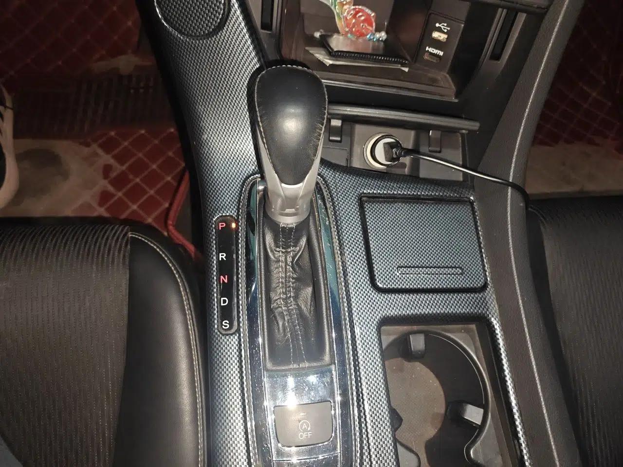 Honda Spirior 2015 2.0L Prestige Edition — миниатюра 15