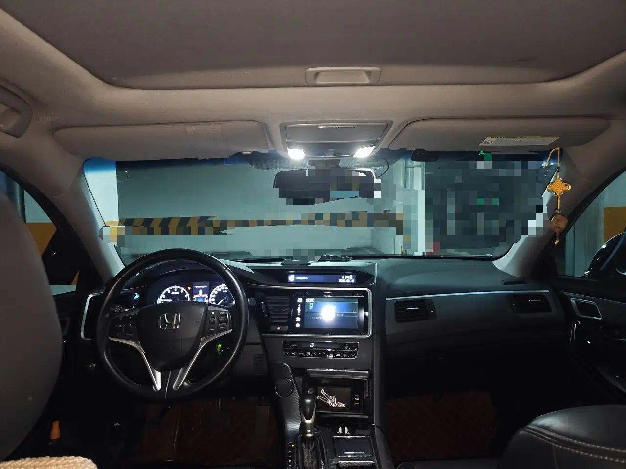 Honda Spirior 2015 2.0L Prestige Edition — миниатюра 19