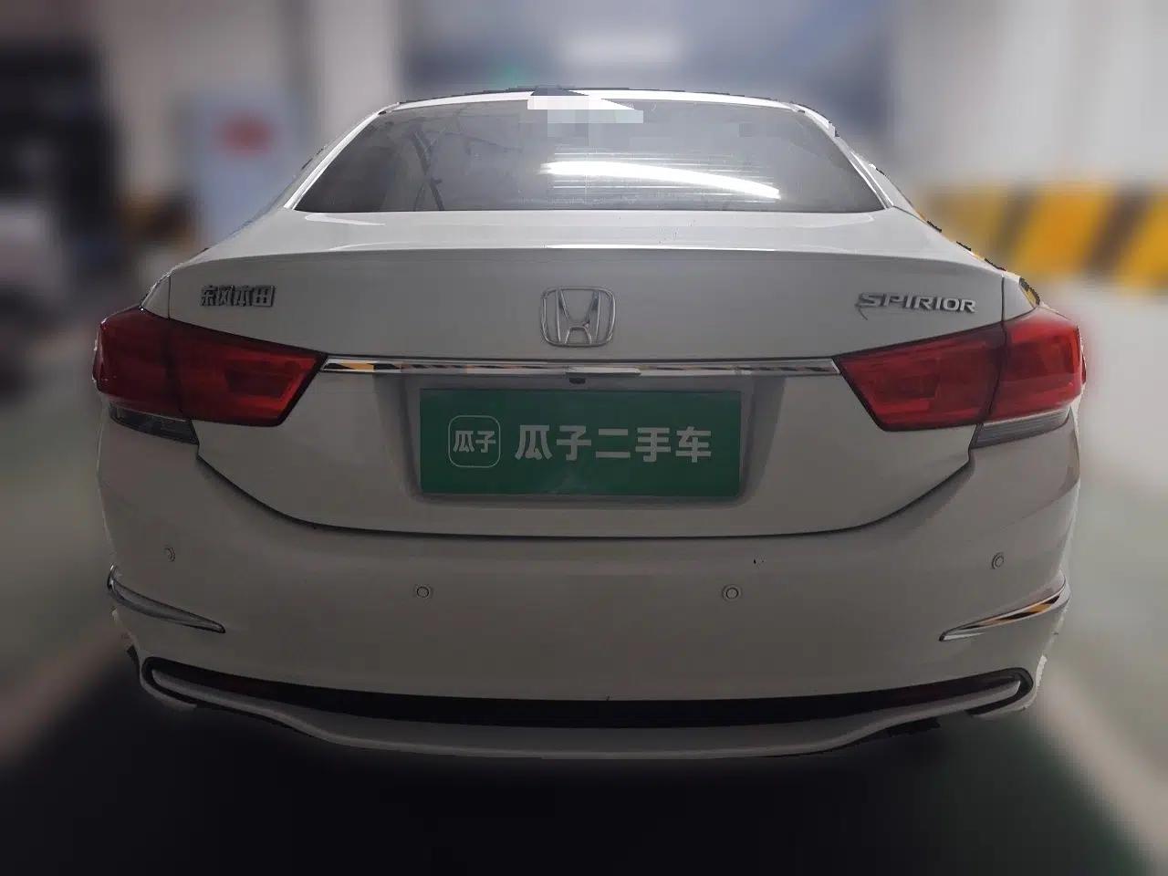 Honda Spirior 2015 2.0L Prestige Edition — миниатюра 5