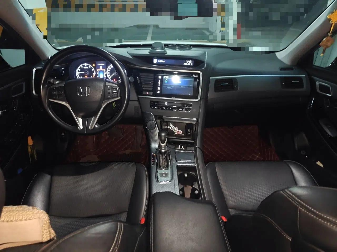 Honda Spirior 2015 2.0L Prestige Edition — миниатюра 10