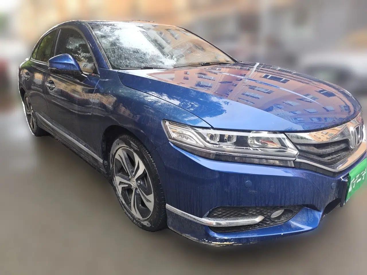 Honda Spirior 2015 2.4L Prestige Edition — миниатюра 3