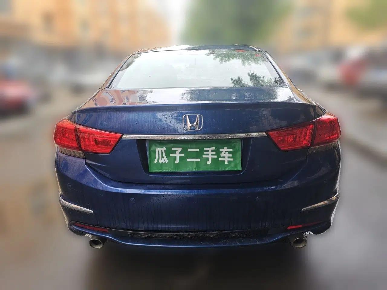 Honda Spirior 2015 2.4L Prestige Edition — миниатюра 5