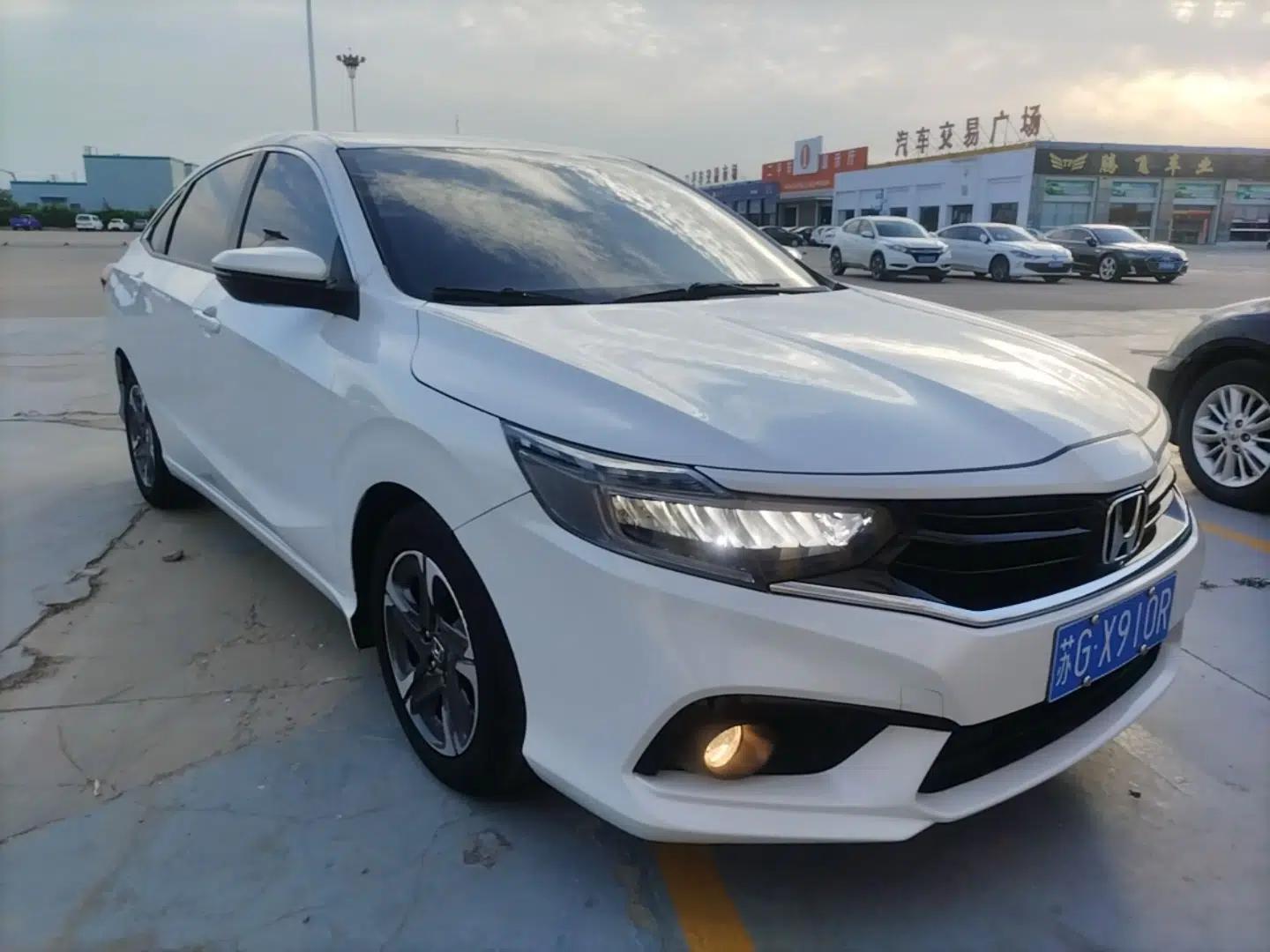 Honda Envix 2019 180TURBO CVT Enjoyment Edition China VI — миниатюра 6