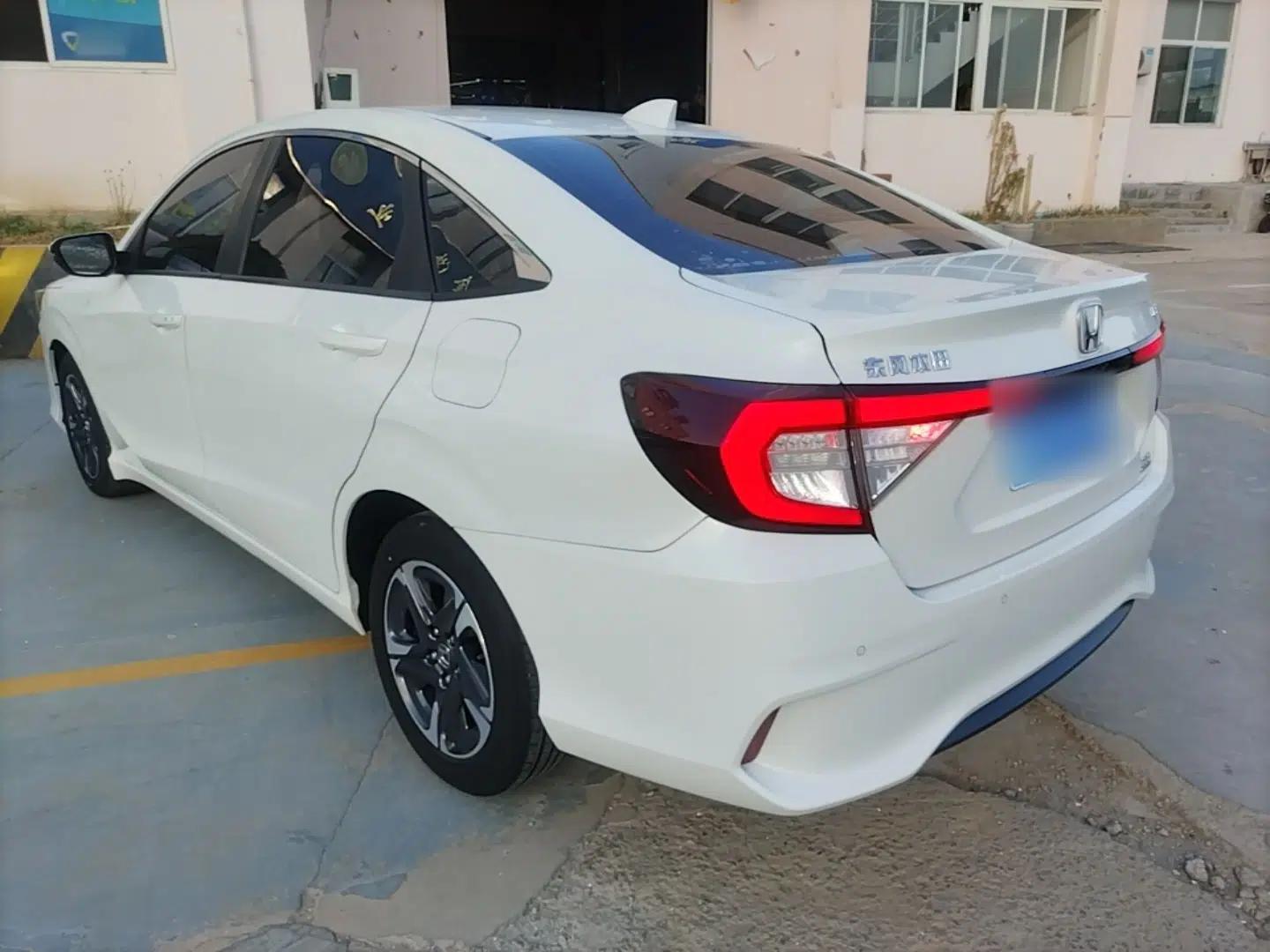 Honda Envix 2019 180TURBO CVT Enjoyment Edition China VI — миниатюра 7
