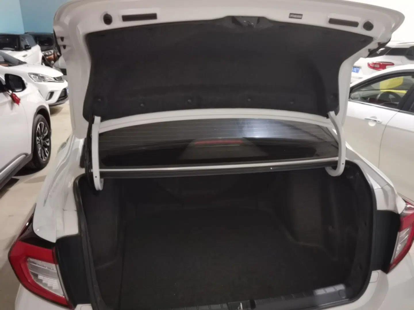 Honda Envix 2019 180TURBO CVT Enjoyment Edition China VI — миниатюра 22