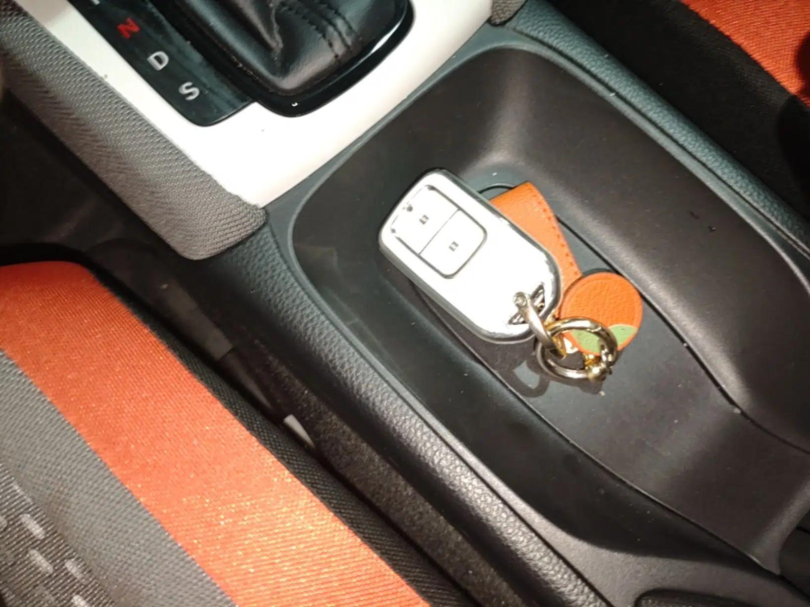 Honda LIFE 2021 1.5L CVT SPORT Heartbeat Edition — миниатюра 12