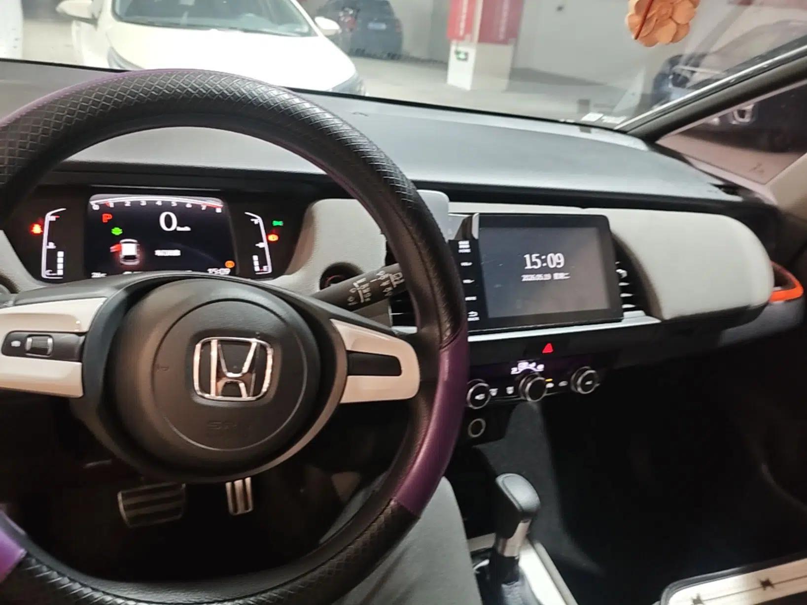 Honda LIFE 2021 1.5L CVT SPORT Heartbeat Edition — миниатюра 13