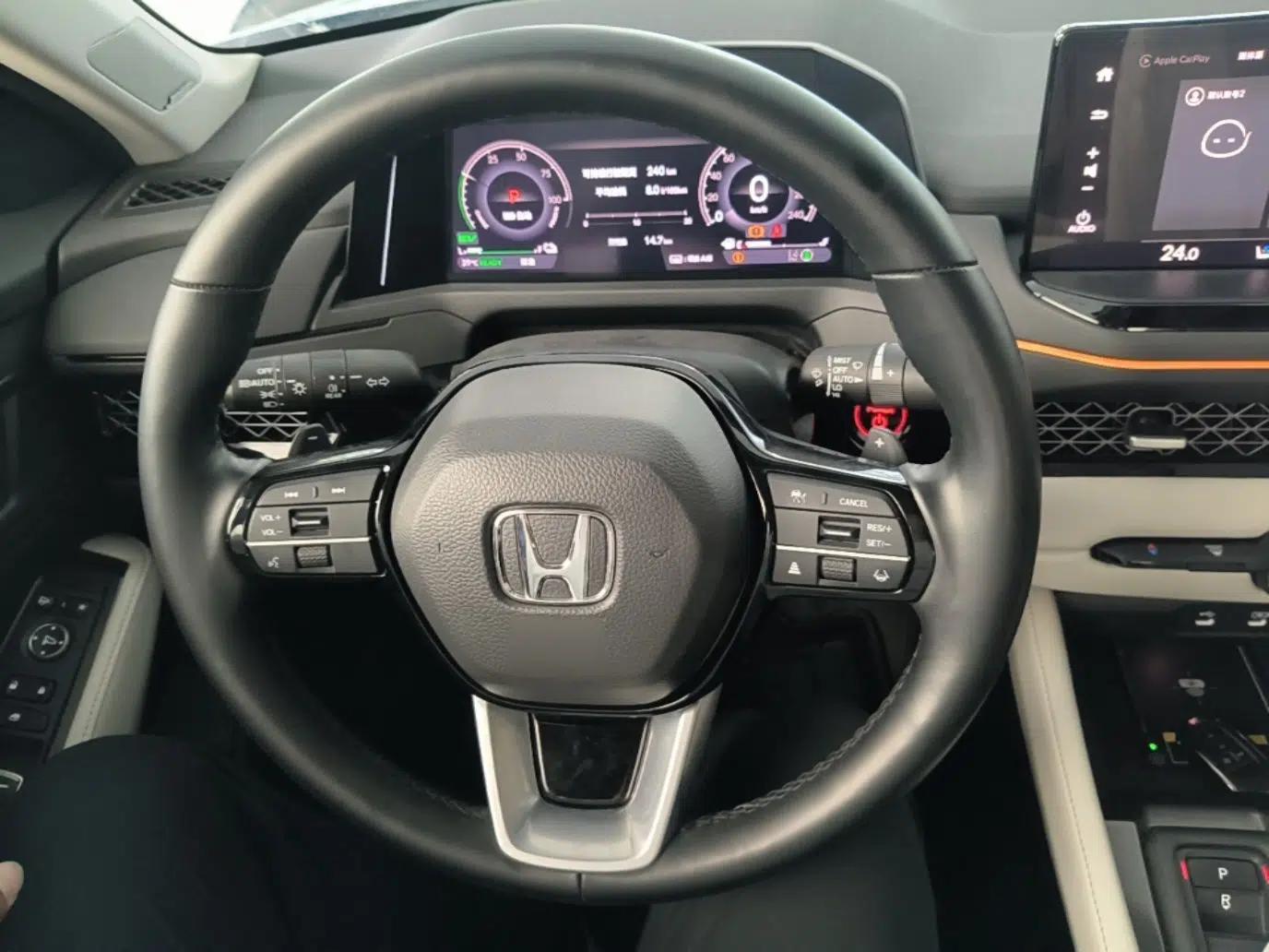 Honda Accord New Energy 2023 2.0L ePHEV Flagship Edition — миниатюра 14