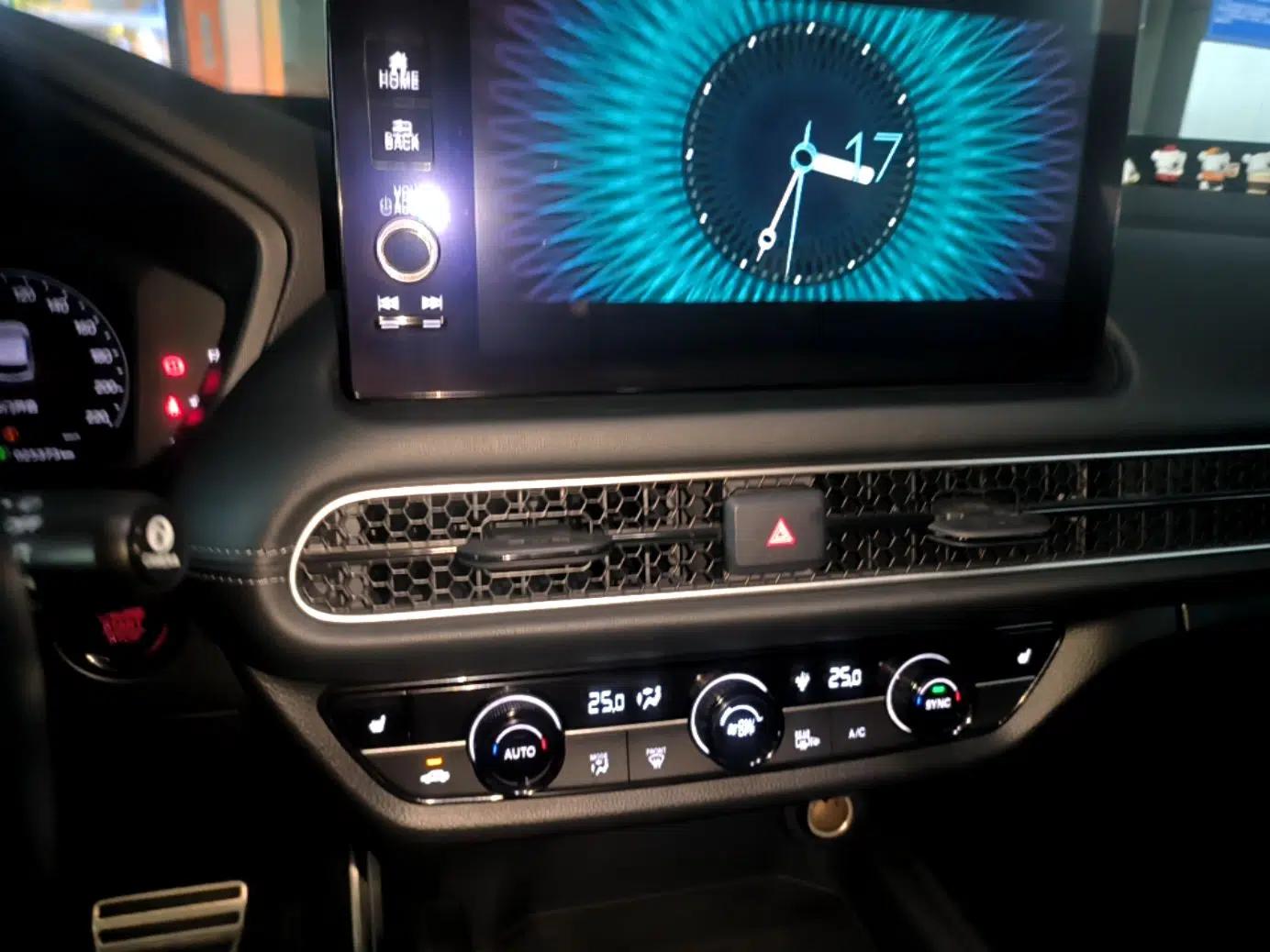Honda HR-V 2023 240TURBO Prestige Edition — миниатюра 16