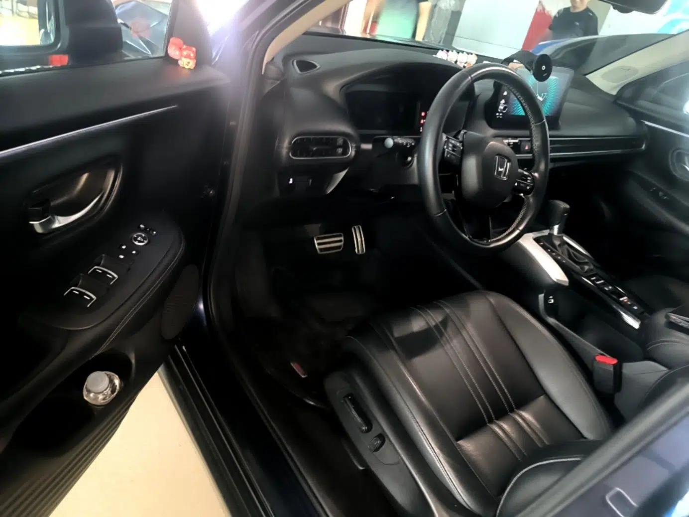 Honda HR-V 2023 240TURBO Prestige Edition — миниатюра 19