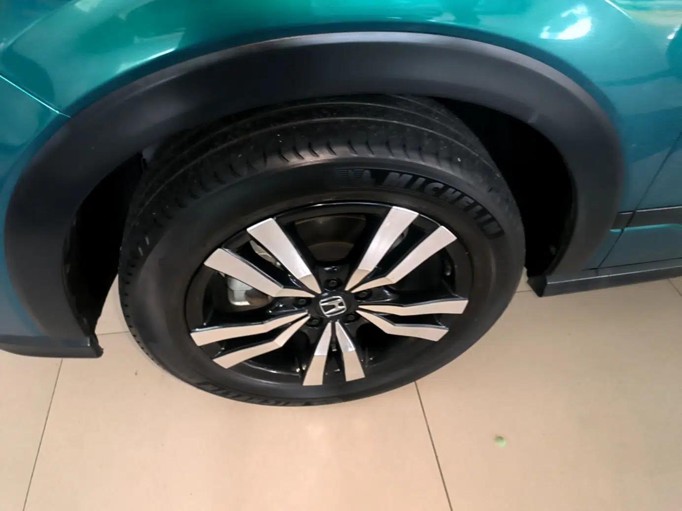 Honda HR-V 2023 240TURBO Prestige Edition — миниатюра 8