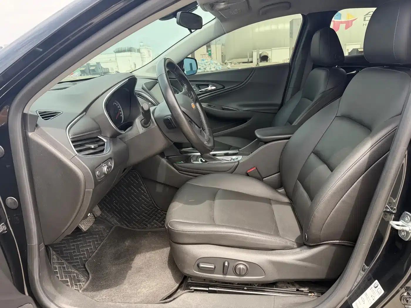 Chevrolet Malibu XL 2022 535T Automatic Sport Edition — миниатюра 12