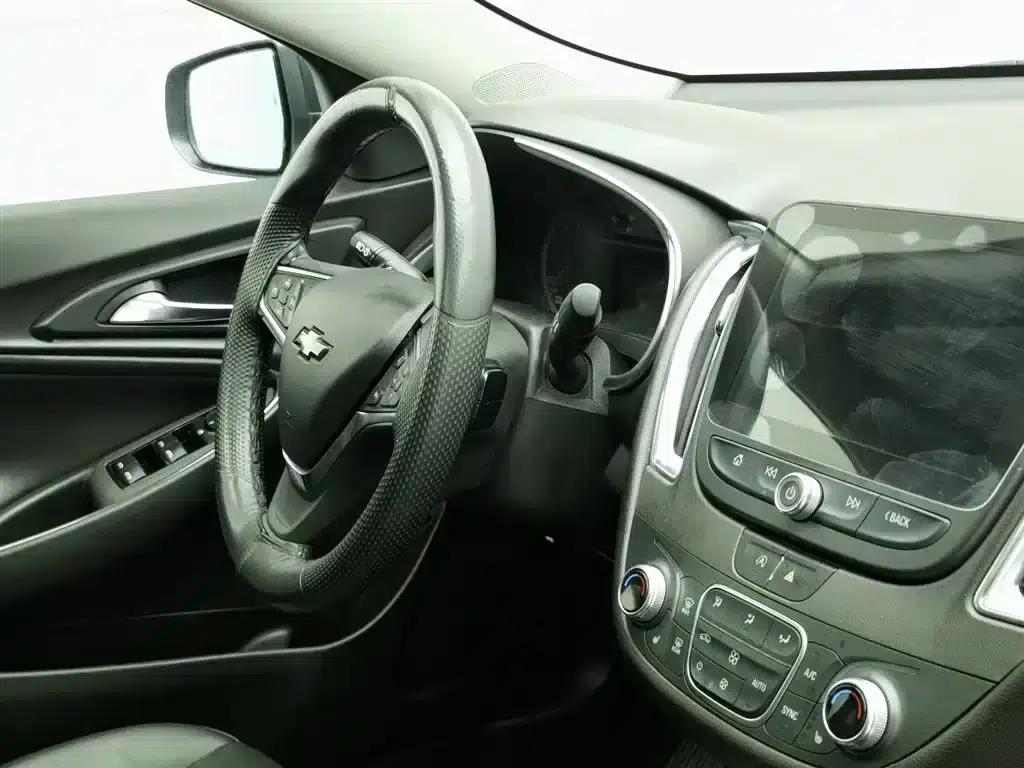 2019 Chevrolet Malibu XL 535T CVT Sporty Edition — миниатюра 22