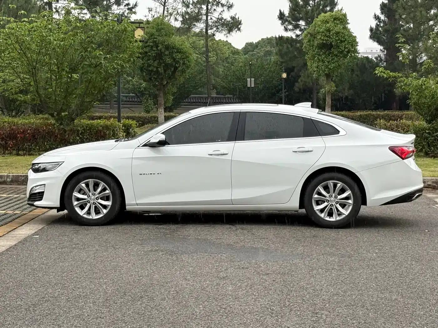 Chevrolet Malibu XL 2021 535T Automatic Sport Edition — миниатюра 4