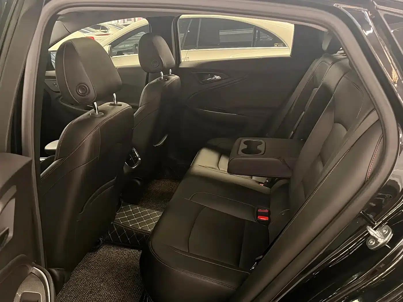 2021 Chevrolet Malibu XL Redline 550T Automatic Sport Edition — миниатюра 12
