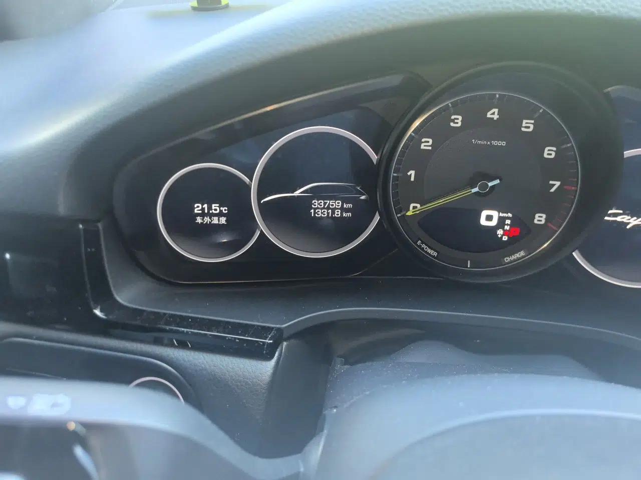 Porsche Cayenne E-Hybrid 2020 Cayenne E-Hybrid 2.0T — миниатюра 13