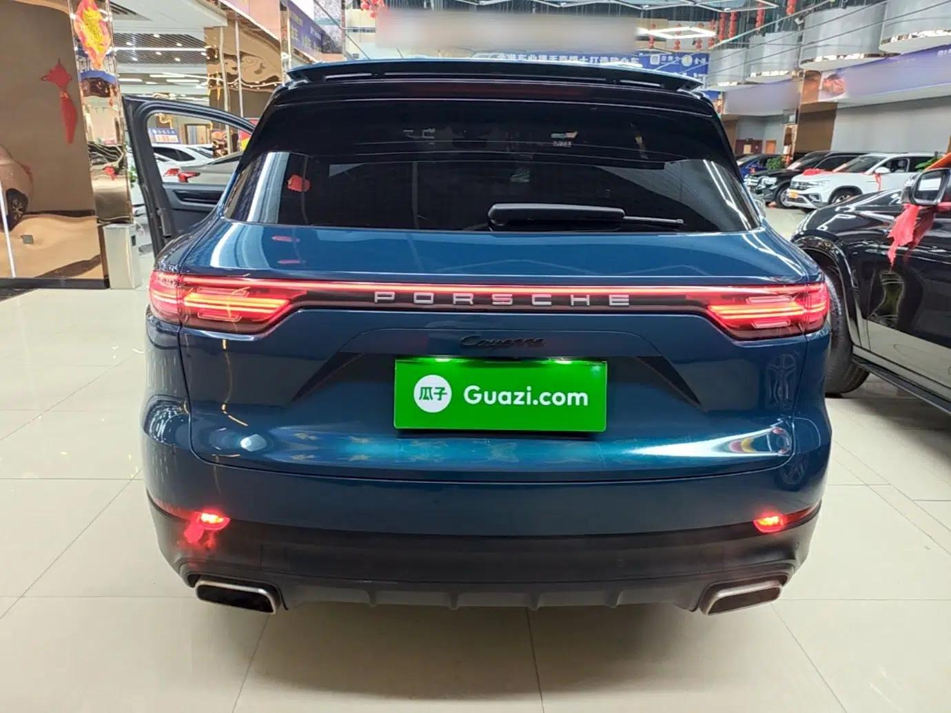 Porsche Cayenne E-Hybrid 2019 Cayenne E-Hybrid 2.0T — миниатюра 5
