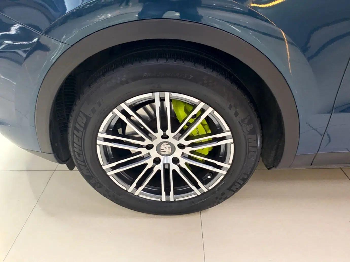 Porsche Cayenne E-Hybrid 2019 Cayenne E-Hybrid 2.0T — миниатюра 8