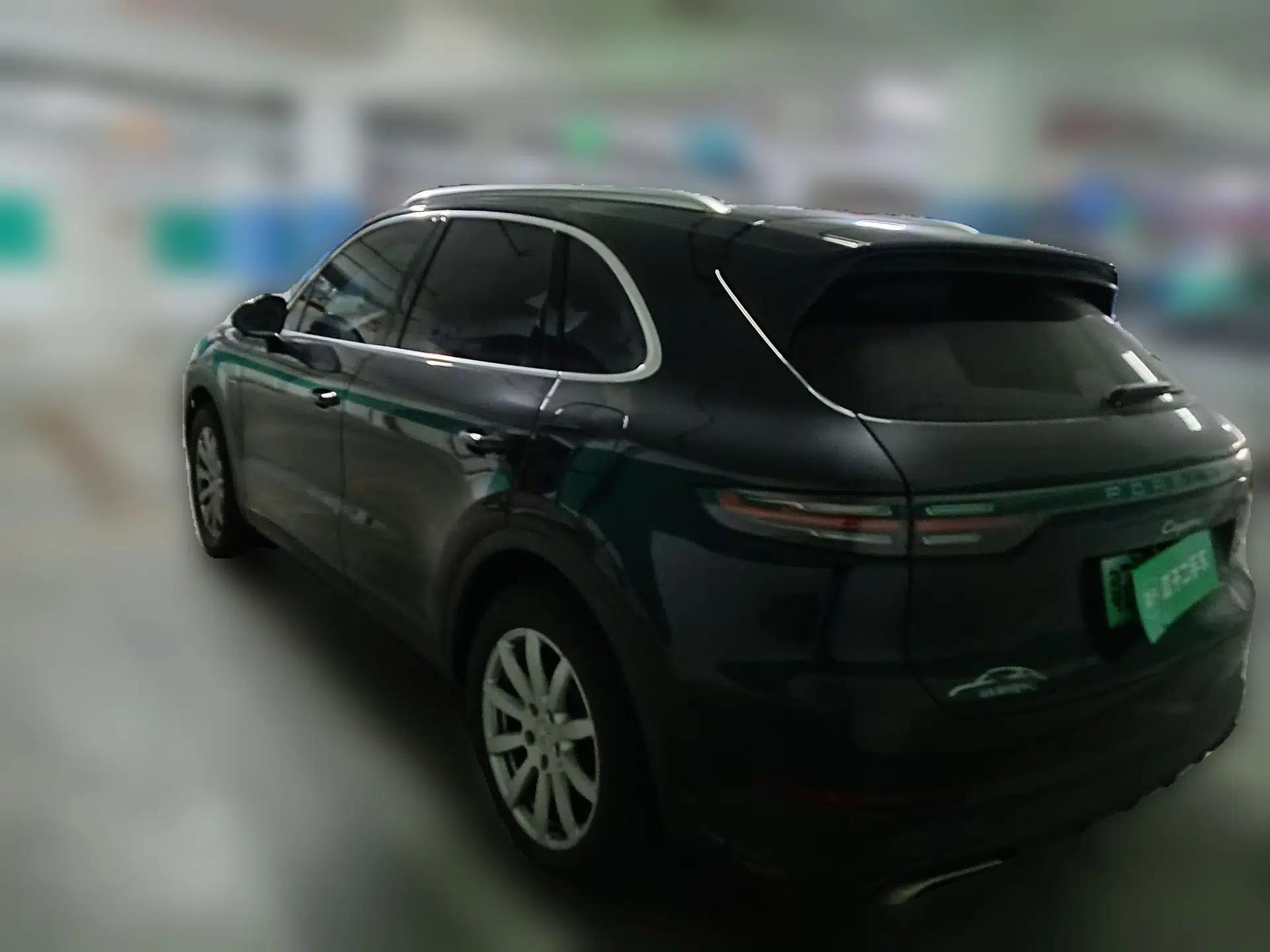 Porsche Cayenne E-Hybrid 2019 Cayenne E-Hybrid 2.0T — миниатюра 4