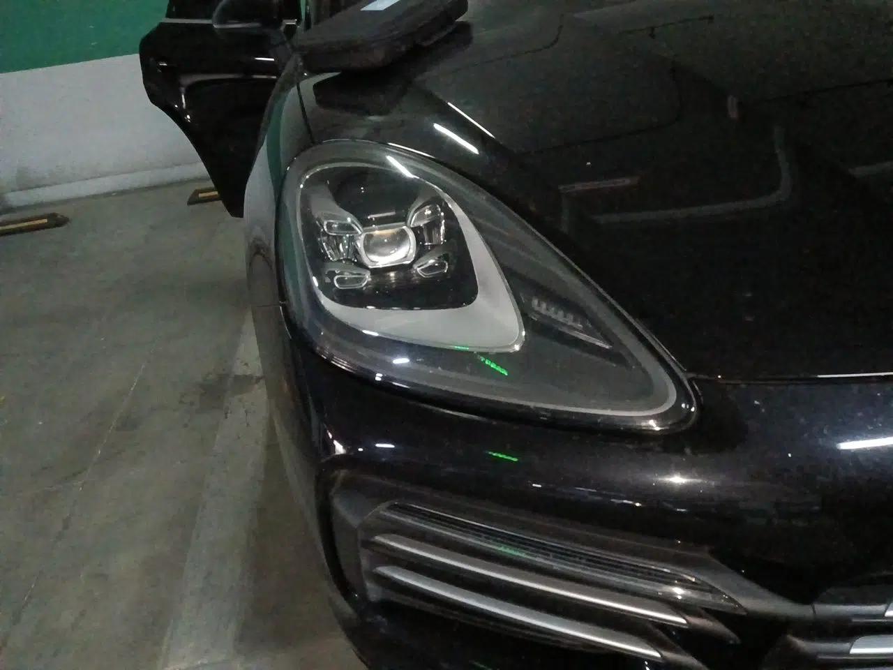 Porsche Cayenne E-Hybrid 2019 Cayenne E-Hybrid 2.0T — миниатюра 7
