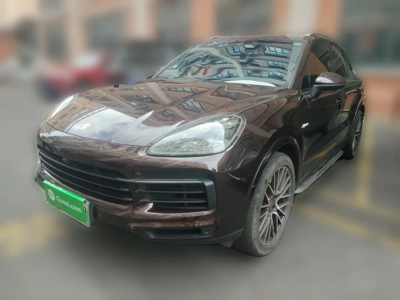 Porsche Cayenne E-Hybrid 2021 Cayenne E-Hybrid 2.0T — миниатюра 1