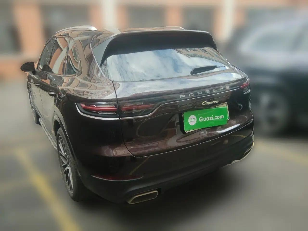 Porsche Cayenne E-Hybrid 2021 Cayenne E-Hybrid 2.0T — миниатюра 4