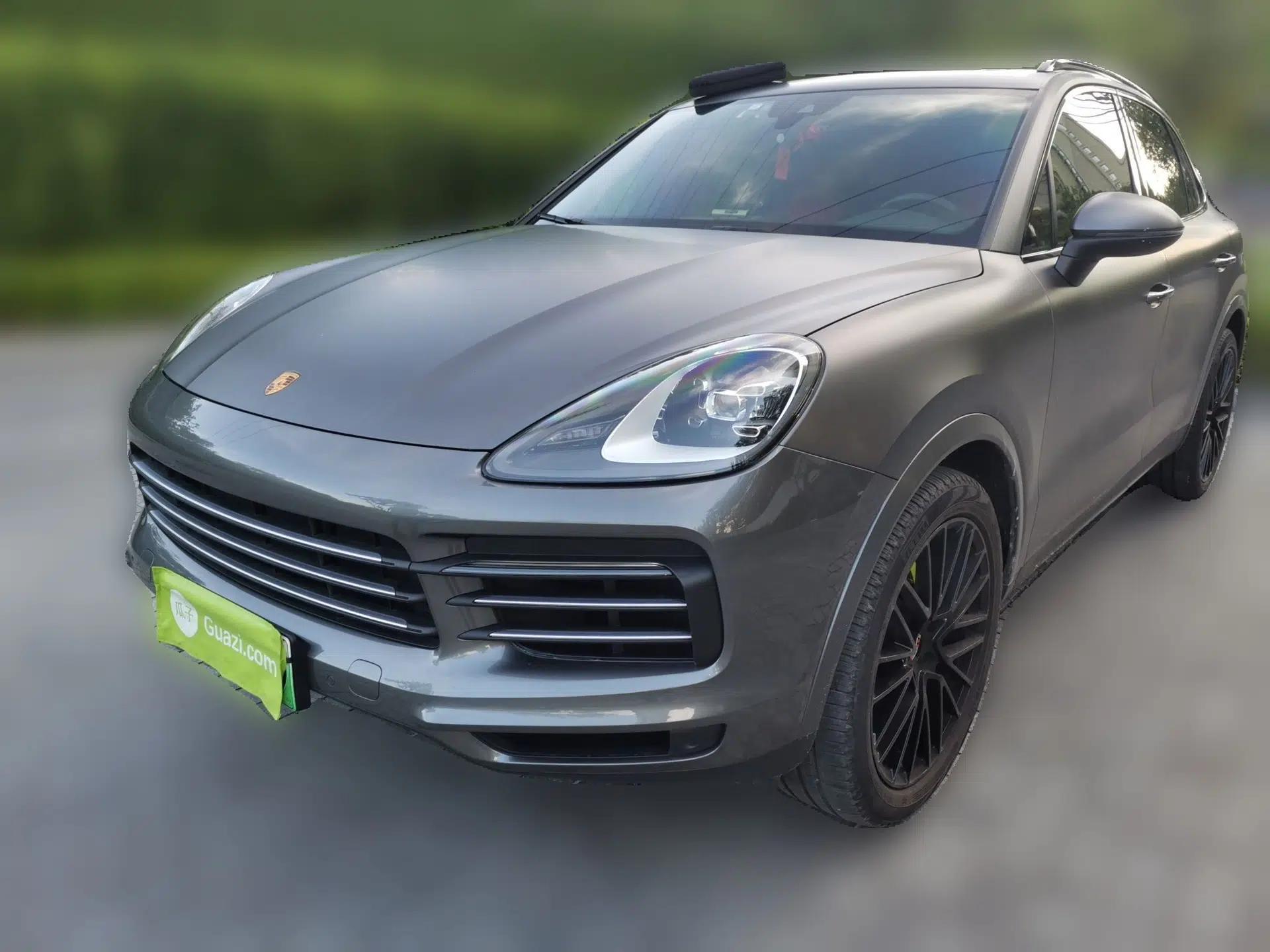 Porsche Cayenne E-Hybrid 2023 Cayenne E-Hybrid 2.0T — миниатюра 1