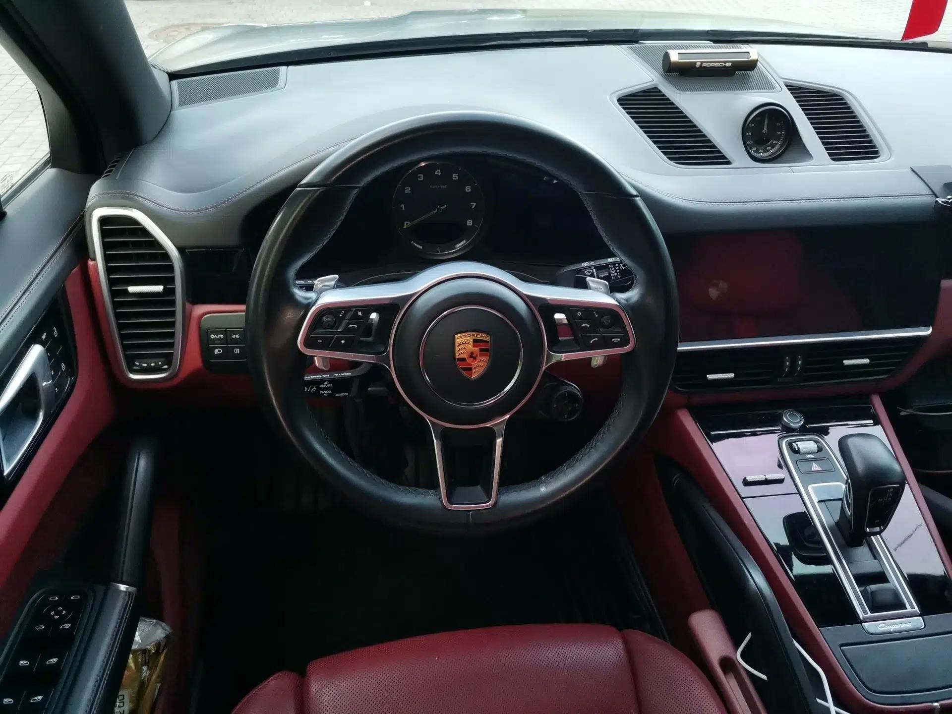 Porsche Cayenne E-Hybrid 2023 Cayenne E-Hybrid 2.0T — миниатюра 11