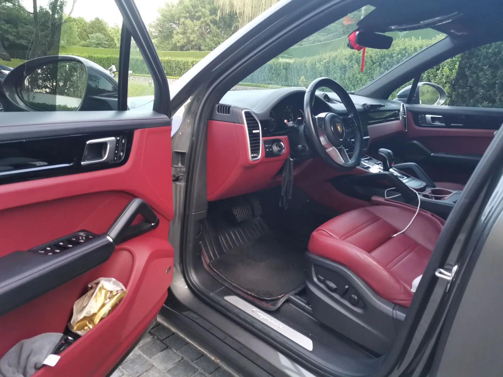 Porsche Cayenne E-Hybrid 2023 Cayenne E-Hybrid 2.0T — миниатюра 17