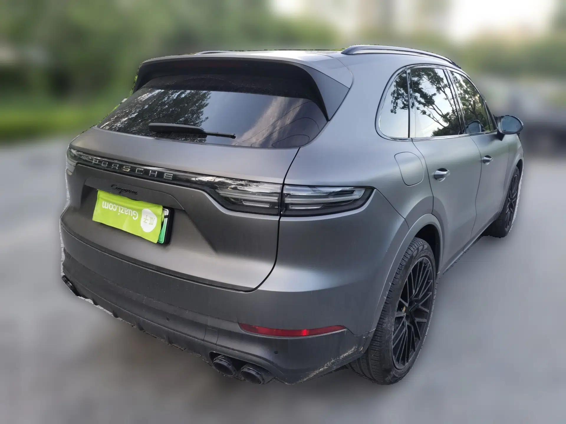 Porsche Cayenne E-Hybrid 2023 Cayenne E-Hybrid 2.0T — миниатюра 6