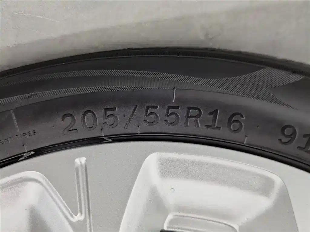 Chevrolet Cruze 2024 1.5L Dual-Clutch Enjoy Edition — миниатюра 24