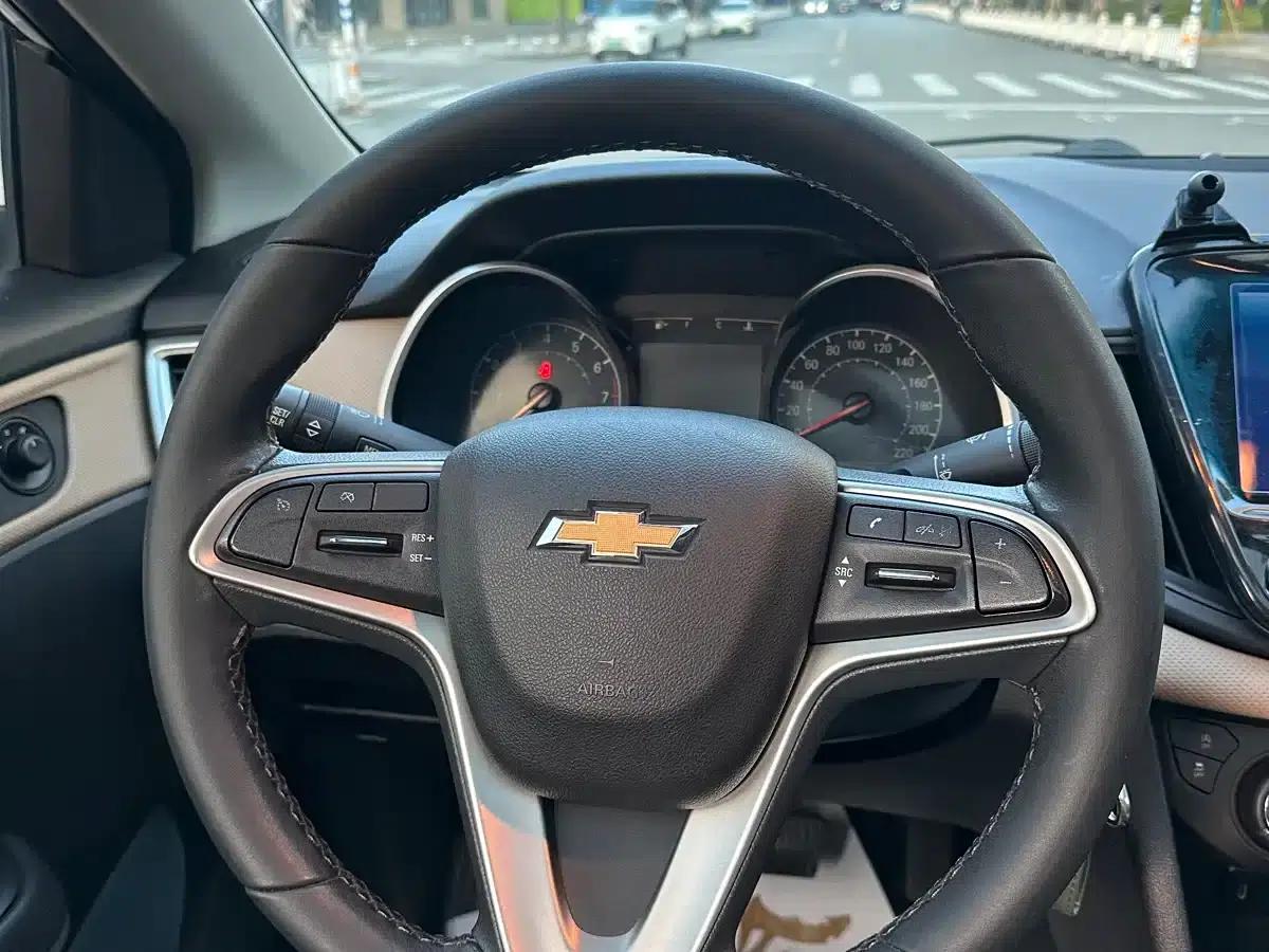 Chevrolet Cruze 2022 320 Automatic Enjoy Sunroof Edition — миниатюра 15