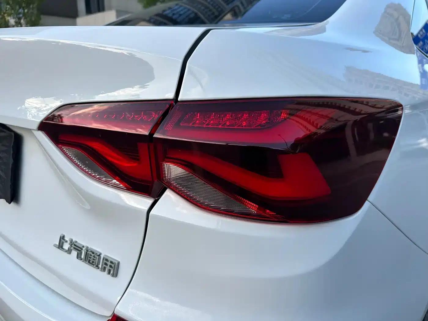 Chevrolet Cruze 2022 320 Automatic Enjoy Sunroof Edition — миниатюра 22