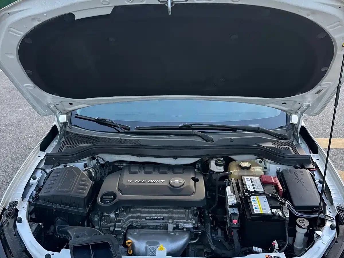 Chevrolet Cruze 2022 320 Automatic Enjoy Sunroof Edition — миниатюра 23