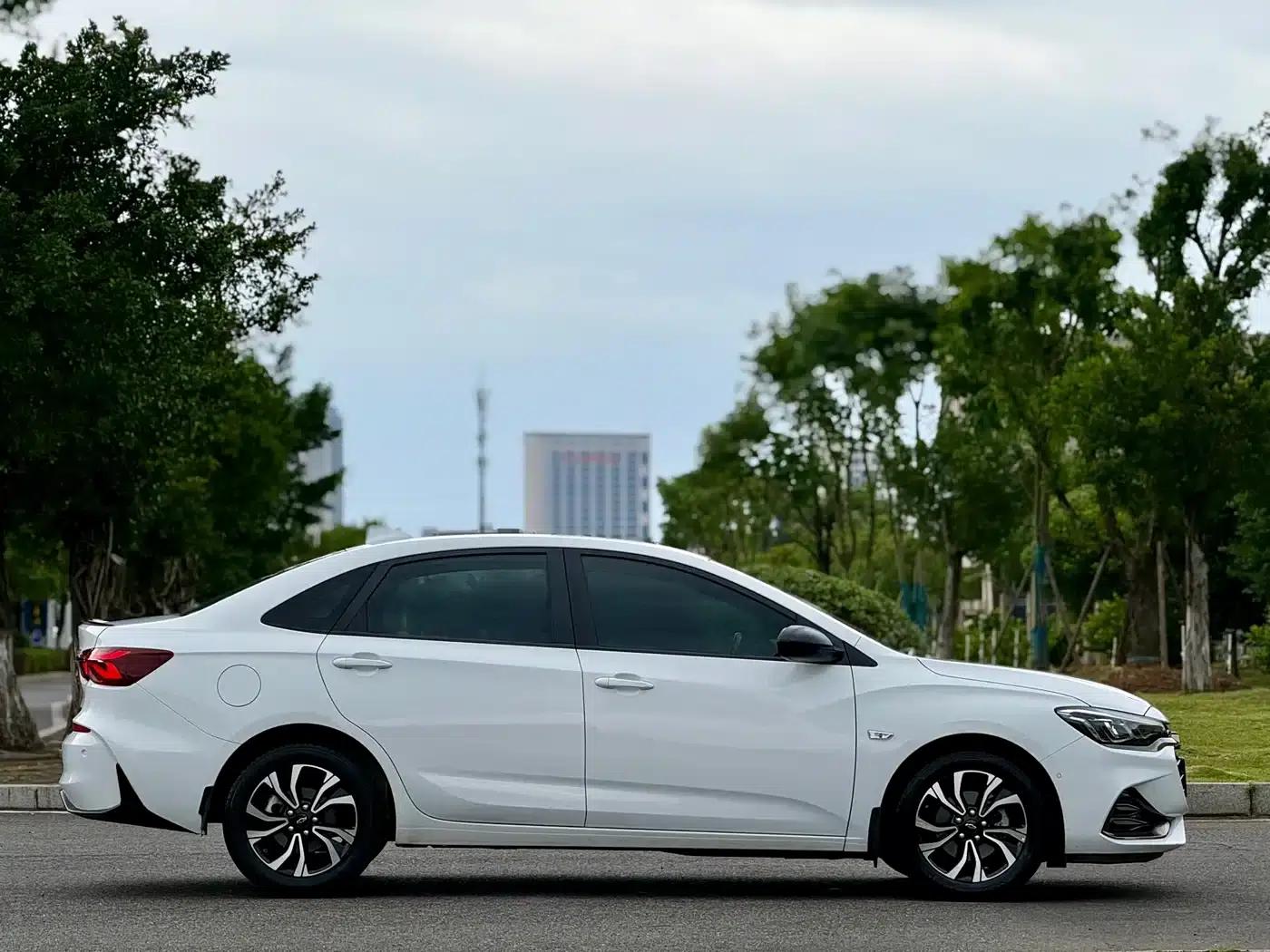 Chevrolet Cruze 2019 RS 330T Automatic Enjoyable Edition (China VI Emission Standard) — миниатюра 8