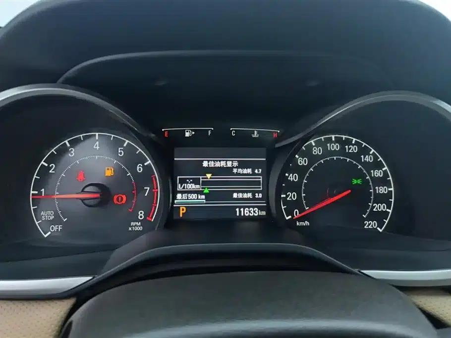 Chevrolet Cruze 2022 320 Automatic Enjoy Sunroof Edition — миниатюра 14